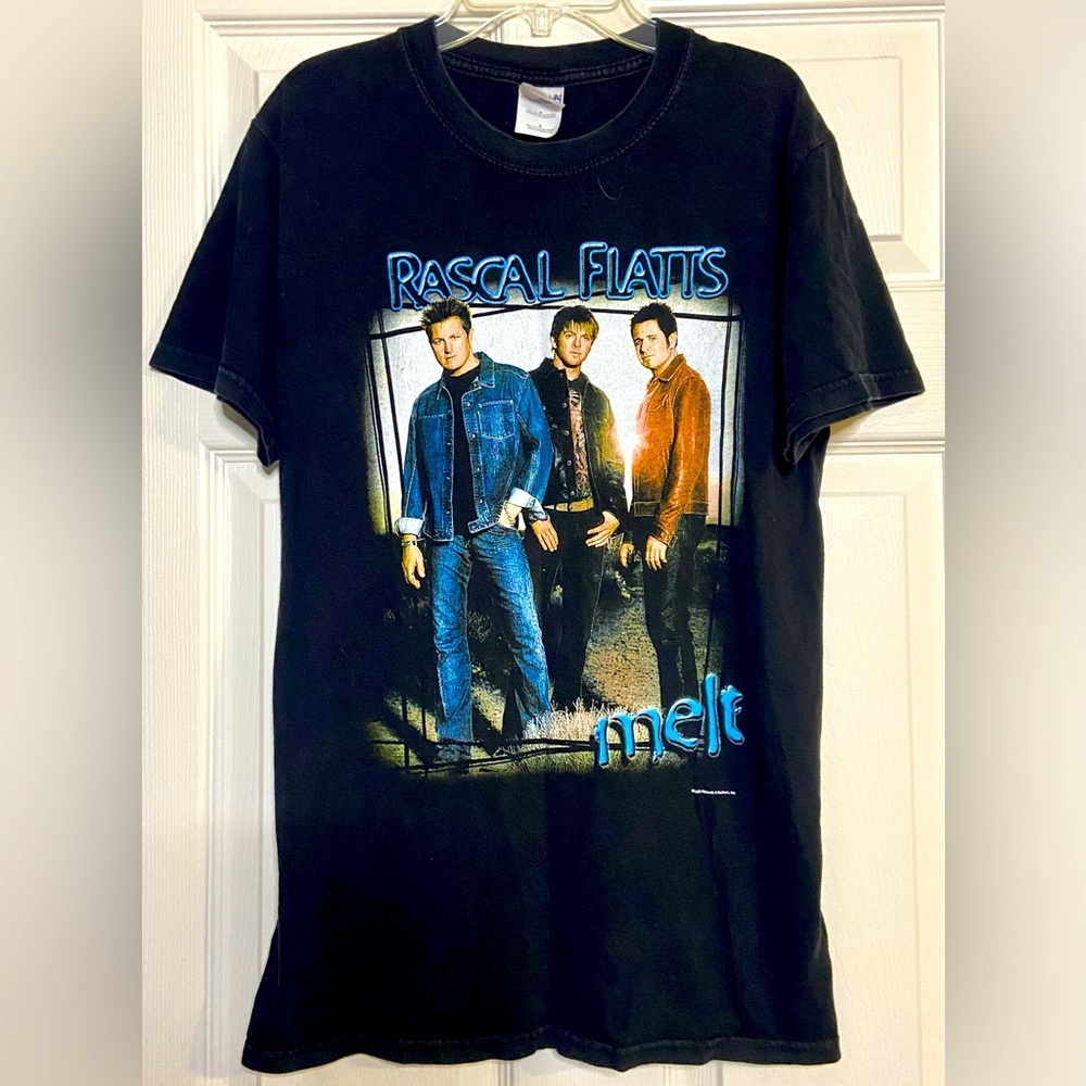Rascal Flatts Melt Gildan Cotton Tee Country Music Band Shirt Size Small